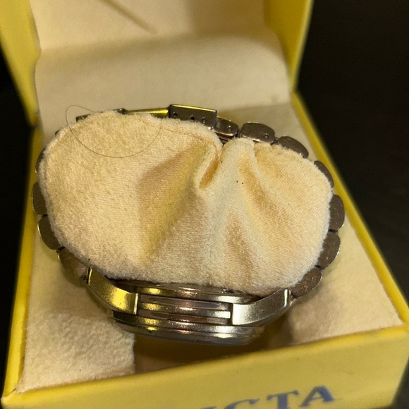 Michael Kors MK5055 Unisex Stainless Steel Analog Gold Dial Quartz Watch cm48 - Picture 7 of 8